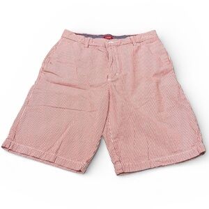 Izod Men’s Red White Seersucker Flat Front Shorts Waist 32
